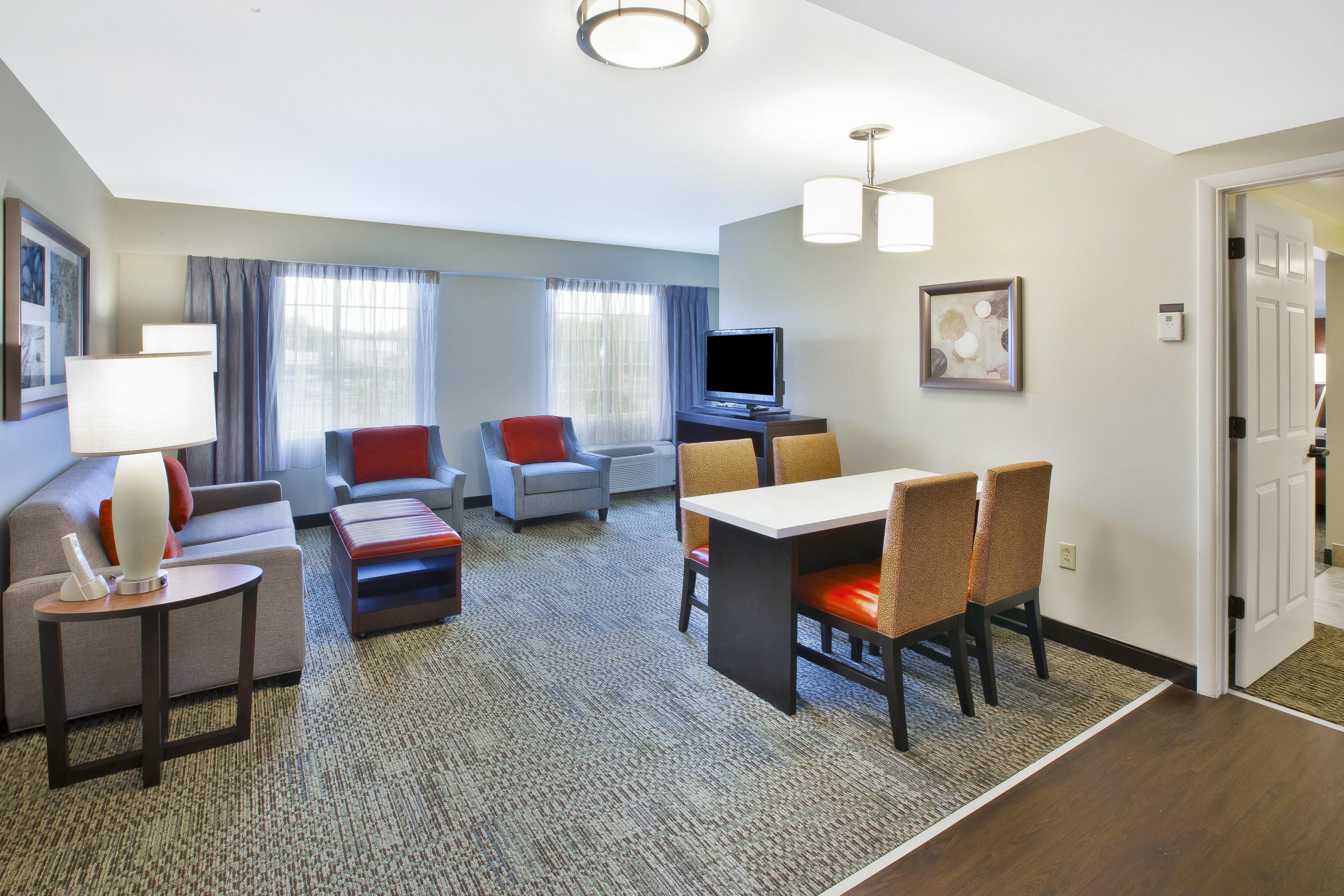 Staybridge Suites Cleveland Mayfield Heights Beachwood, An Ihg Hotel Bagian luar foto